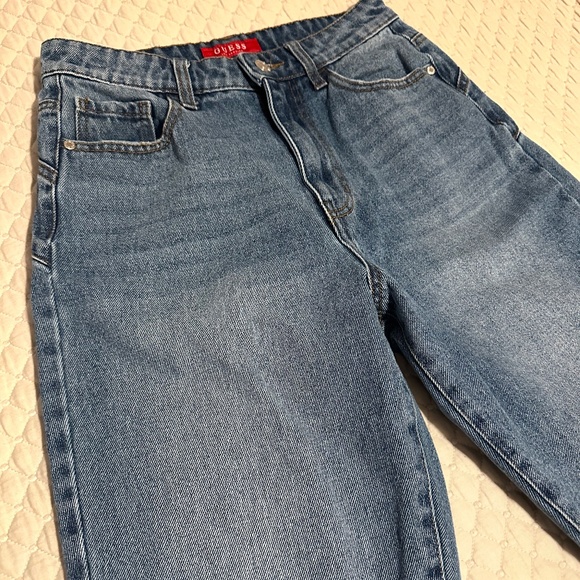 Guess brand mom jeans - Picture 1 of 6